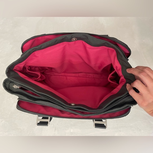 Baggallini 18” Dark Grey/Pink Interior Travel Tote Bag - Picture 9 of 13